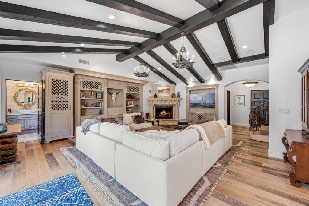 Grand Mediterranean In La Jolla Hillside Villa *
