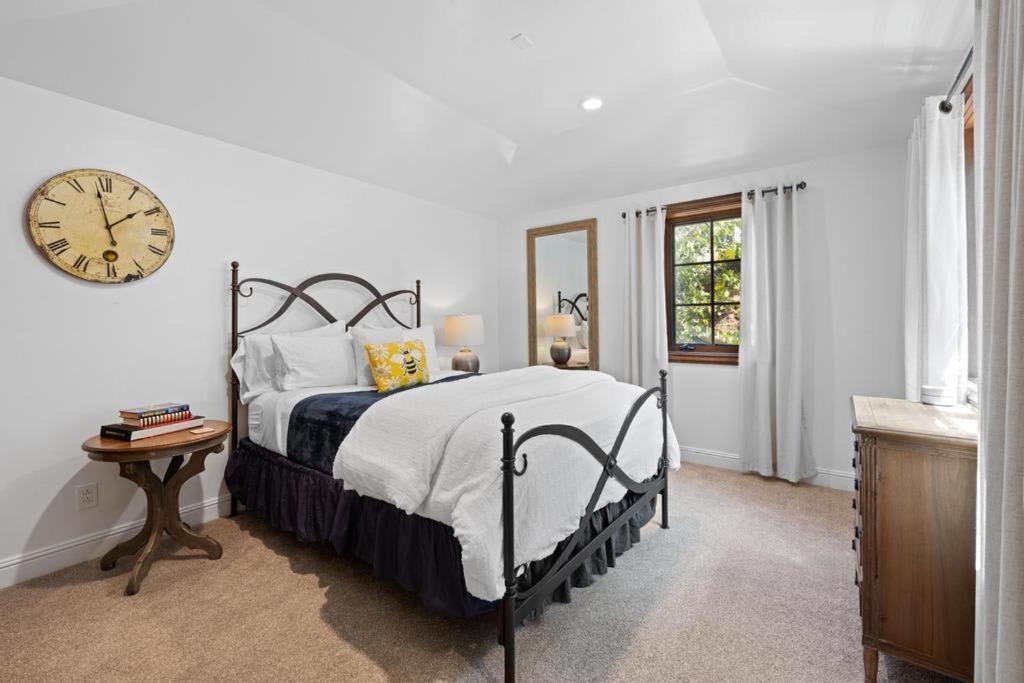 Villa Grand Mediterranean In La Jolla Hillside *