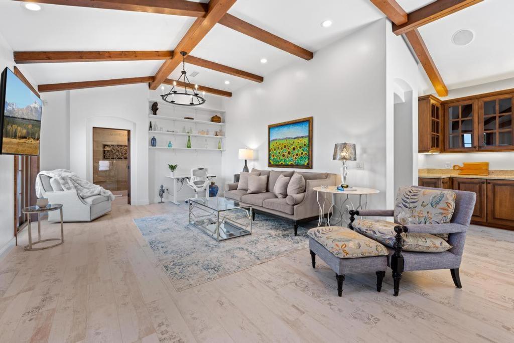 Grand Mediterranean In La Jolla Hillside Villa San Diego