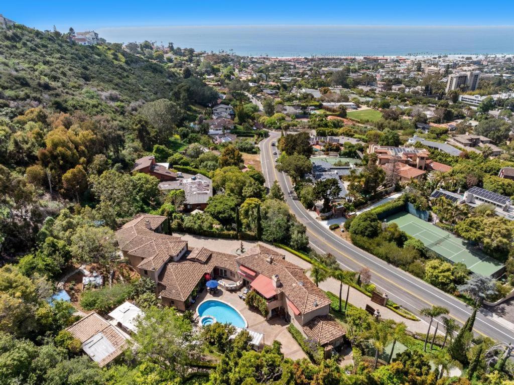 Villa Grand Mediterranean In La Jolla Hillside *
