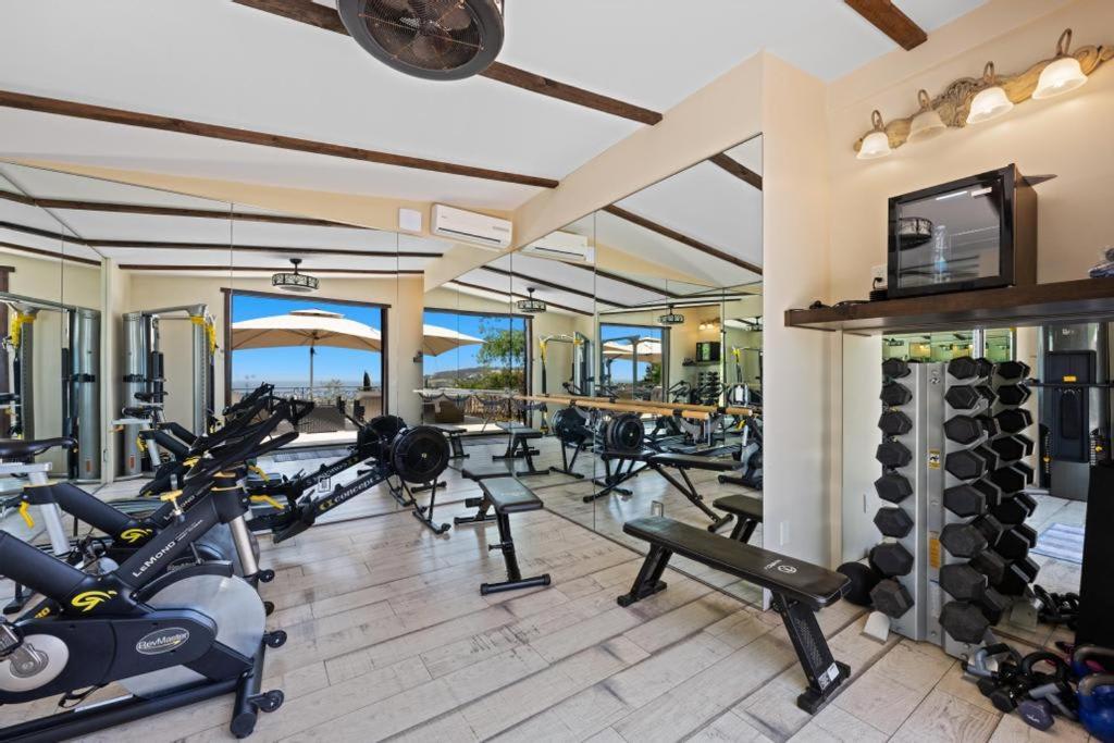 Grand Mediterranean In La Jolla Hillside Villa *